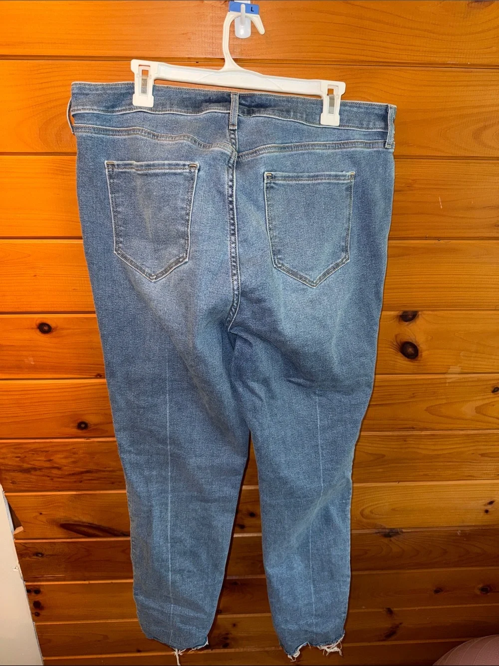 Women’s Light Blue Denim Jeans - Classic Fit - Picture 2 of 2